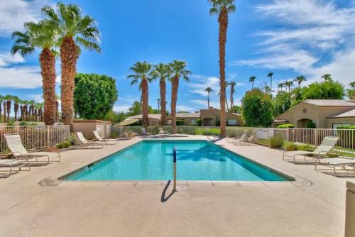 Palm Desert House | Fairway View Getaway Pool Spa Tennis Access