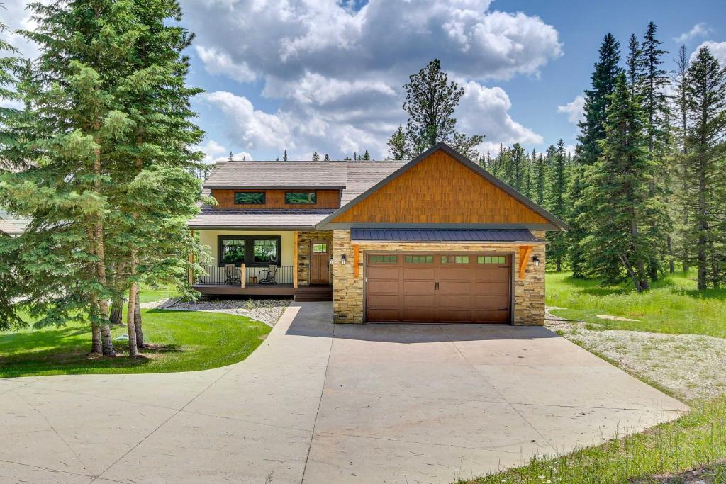 Lead House | Family-Friendly Lead Cabin Near ATV/Snowmobiling