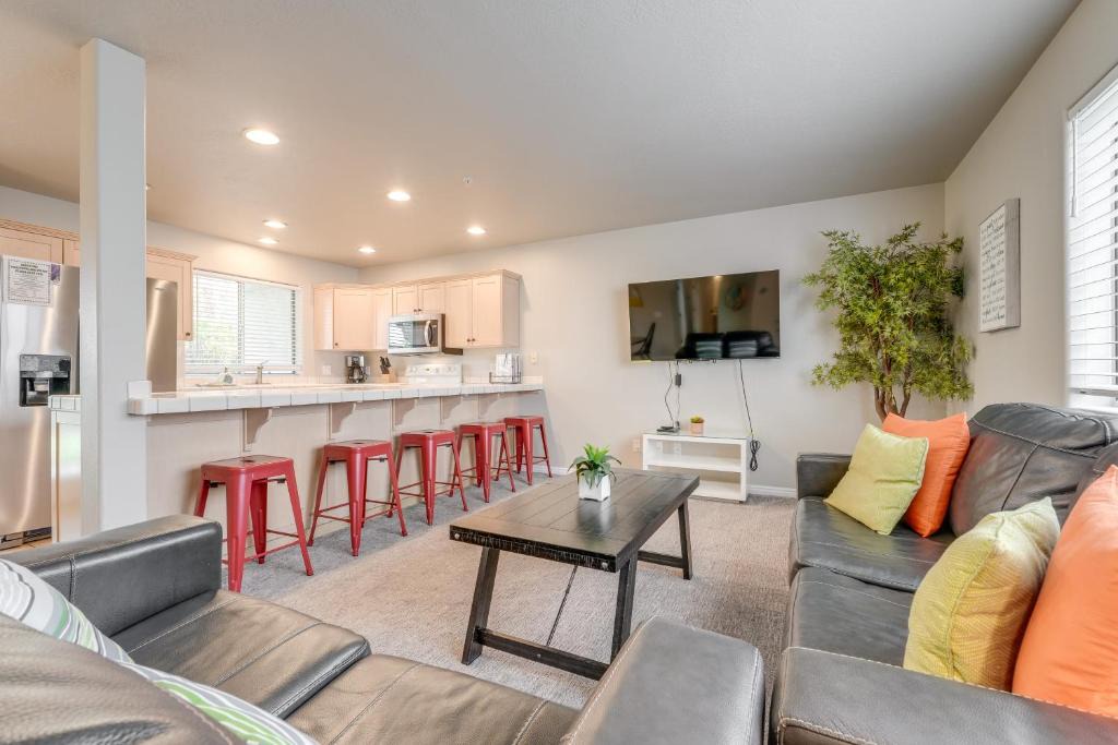 St. George House | Family-Friendly St George Condo w/Community Pools
