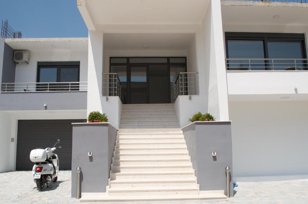 Bregvija Apartment | Flo Apartments