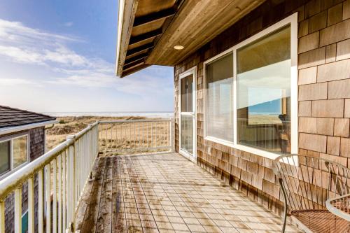 Seaside House | Frannie's Beachfront