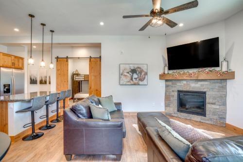 Fraser House | Fraser Adventure Base! Condo Near Hiking & River