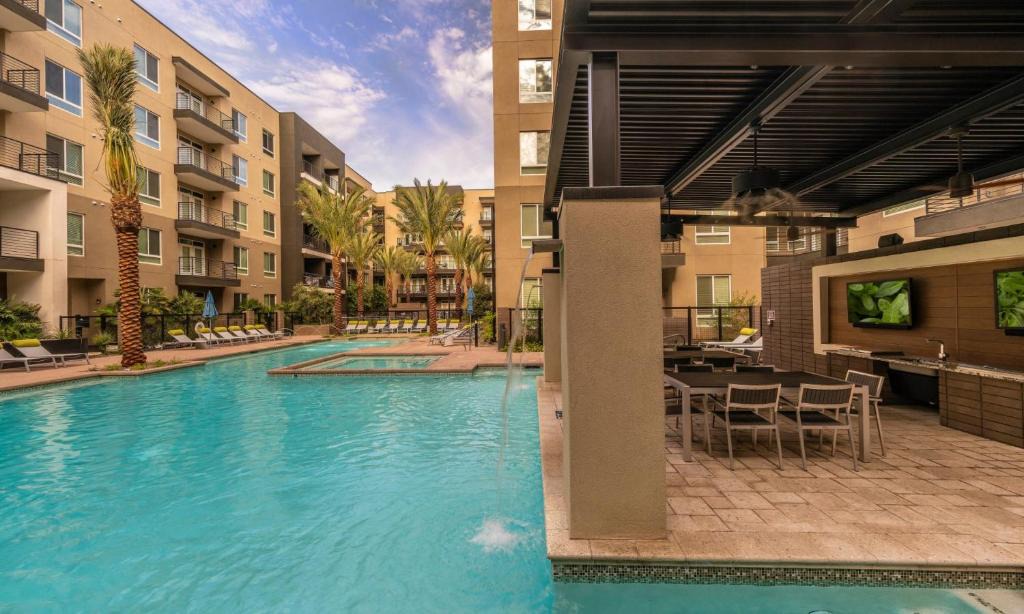 Scottsdale Osborn Plaza Apartment | FRONTDESK Old Town Apts Scottsdale