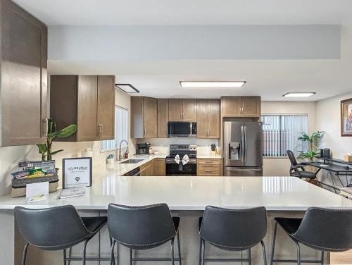 Montrose House | Gather Together home