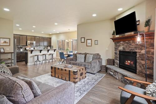 Southeast Bend House | Geary Getaway home