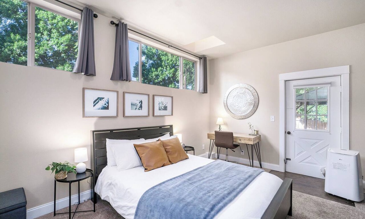 University Park Apartment | Gorgeous Guest Suite. Walk to Old Town & CSU!