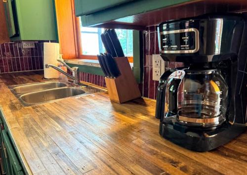 Woodruff House | Gresham Shores - Woodies Perch - PET FRIENDLY