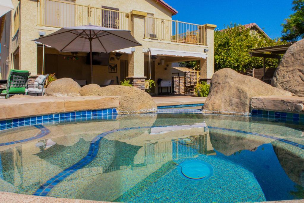 Glendale House | Group-Ready Glendale Oasis w/Pool Grotto + Slide