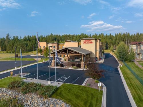 Whitefish Hotel | Hampton Inn & Suites Whitefish