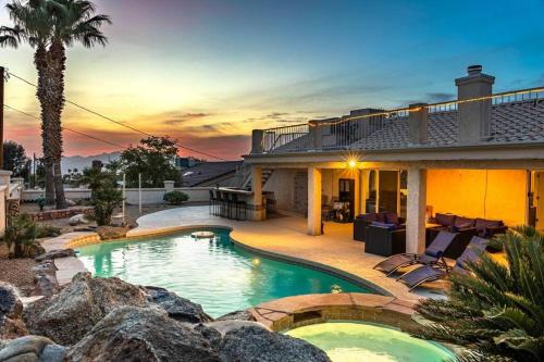 Lake Havasu City House | HavaMemorable Stay Pool Spa Firepit VIEWS!
