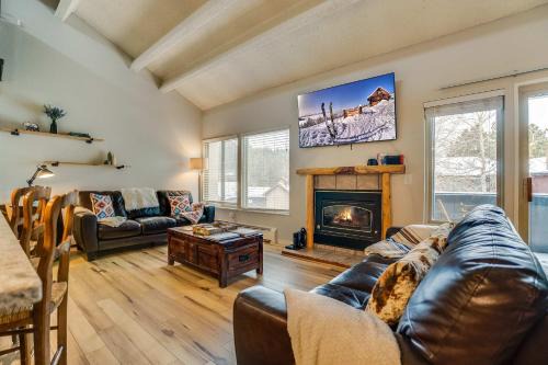 Warrior's Mark Apartment | Heis Haus - 2BD w Loft Walk to Lift Nintendo