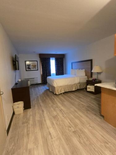 Great Falls Hotel | Heritage Inn