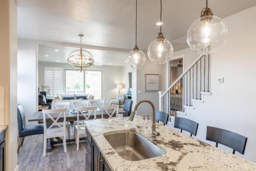St. George House | Hermes Hideaway