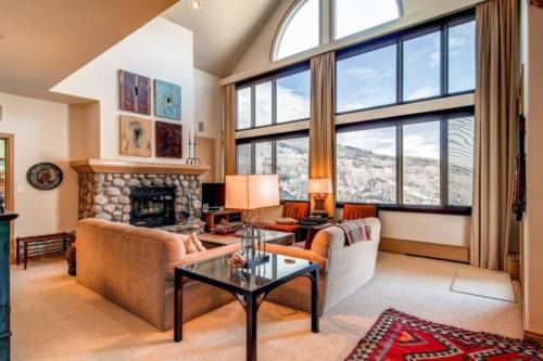 Highlands Townhomes Apartment | Highlands Slopeside 505 by East West Hospitality