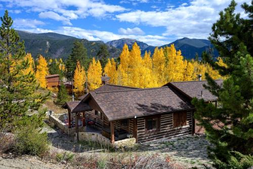Grand Lake House | Historic Cabin Near Grand Lake & Rocky Mountain National Park, Colorado