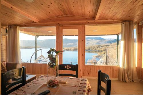 Niksic Apartment | Holiday Home Krupac Lake