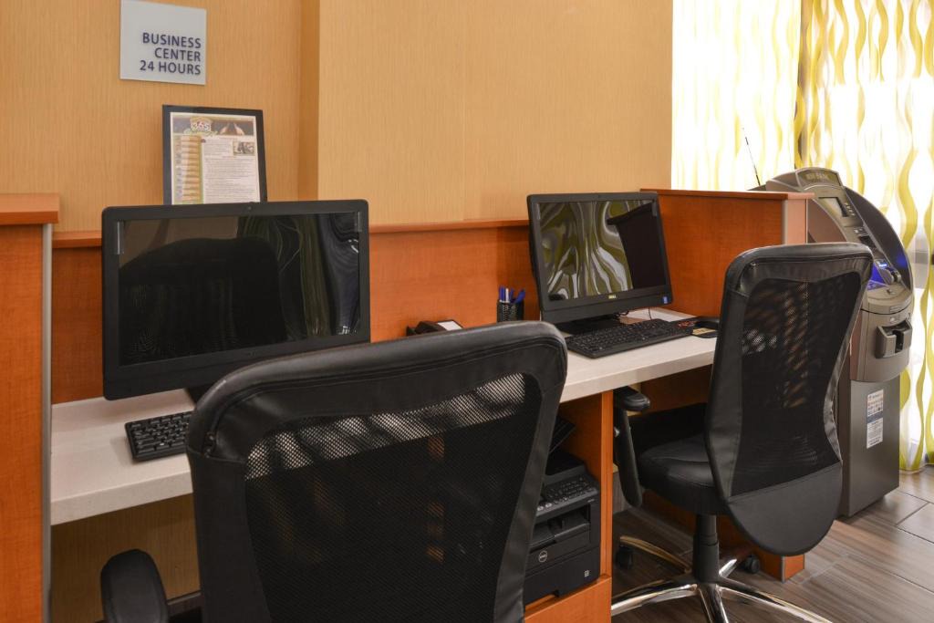 Flagstaff Hotel | Holiday Inn Express Flagstaff by IHG