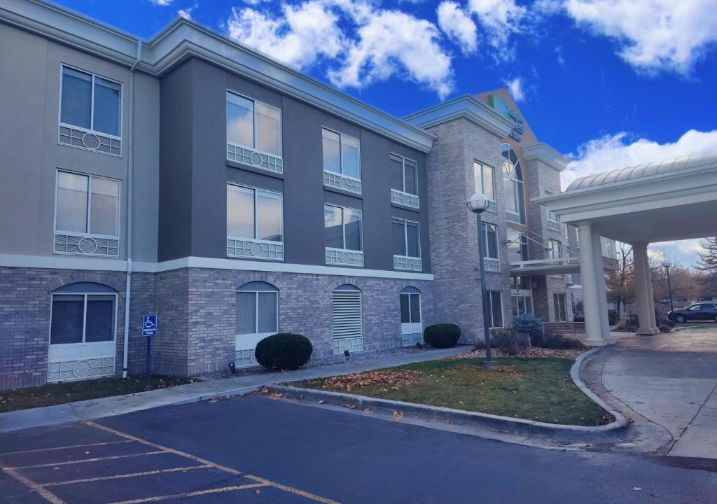 Idaho Falls Hotel | Holiday Inn Express Hotel & Suites Idaho Falls by IHG