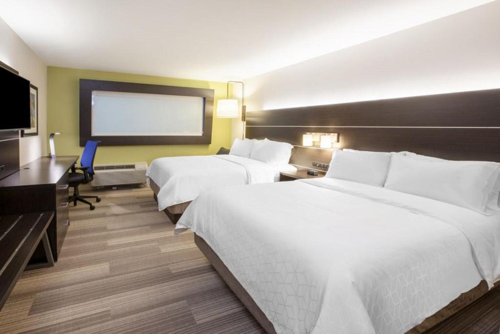 Onalaska Hotel | Holiday Inn Express & Suites Onalaska - La Crosse Area by IHG