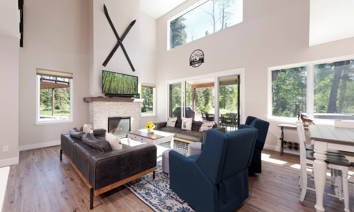 Purgatory House | Home Across from Purg - Hot Tub, Pool Table, Fire Pit, Arcade Game