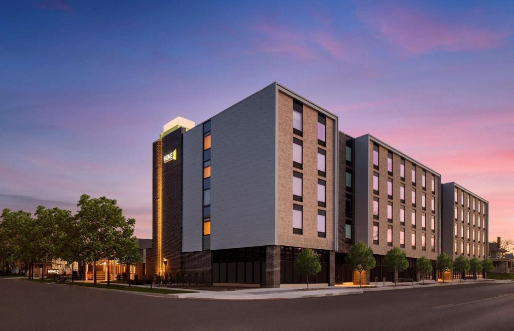 Des Moines Hotel | Home2 Suites by Hilton Des Moines at Drake University