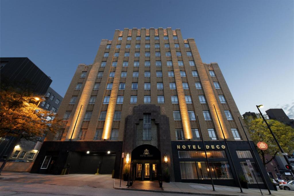 Downtown Omaha Hotel | Hotel Deco Omaha, Tapestry Collection by Hilton