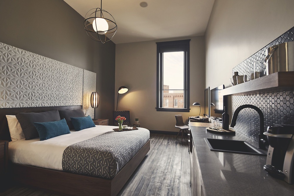 Downtown Springfield Hotel | Hotel Vandivort