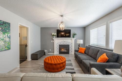 Boise House | House for 15 with Firepit near The Village