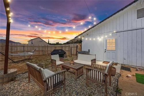 Lake Isabella House | Huth Street Haven