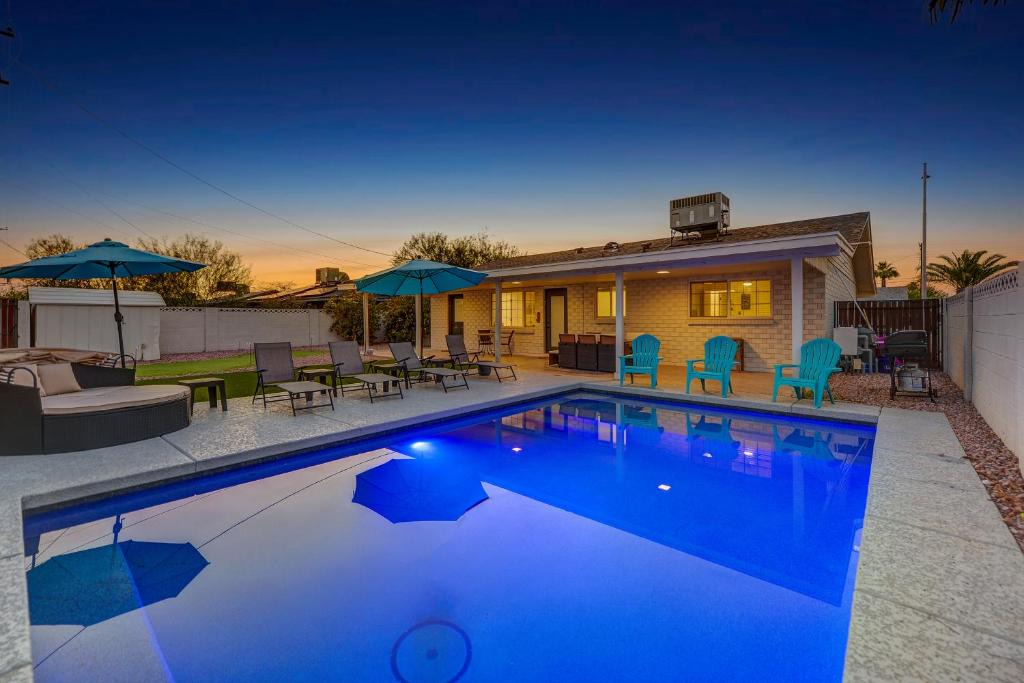 Scottsdale Estates Five House | Indianola Adventures