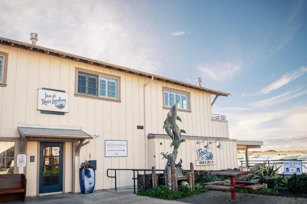 Morro Bay Hotel | Inn At Rose's Landing