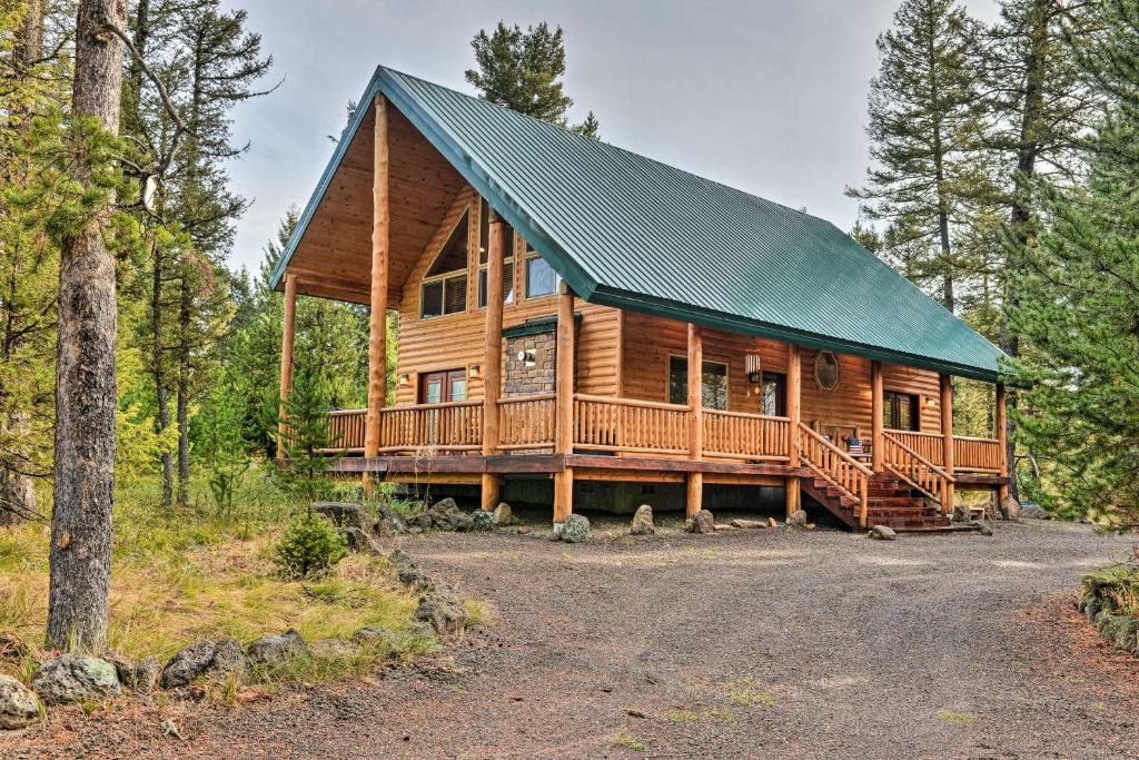 Island Park House | Island Park Cabin w/Stunning Forest Views!
