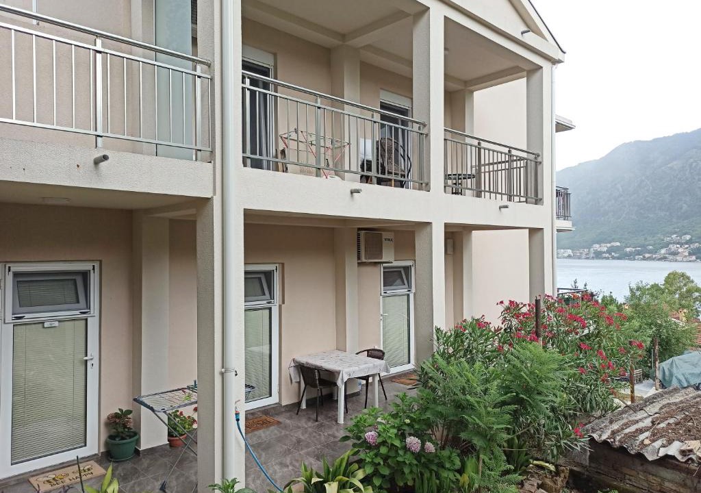 Kotor Apartment | Java apartments - S & J