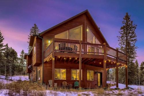 Indian Mountain House | Jefferson Cabin w/Fire Pit: Near Hiking Trails!