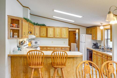 Northeast Entrance Badlands House | Kadoka Home ~ 22 Mi to Badlands National Park!
