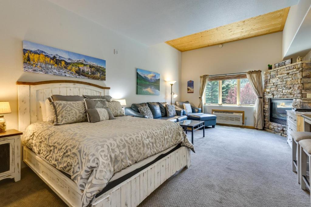 Mountain House Apartment | Keystone Condo Near Hiking, Biking & Fun