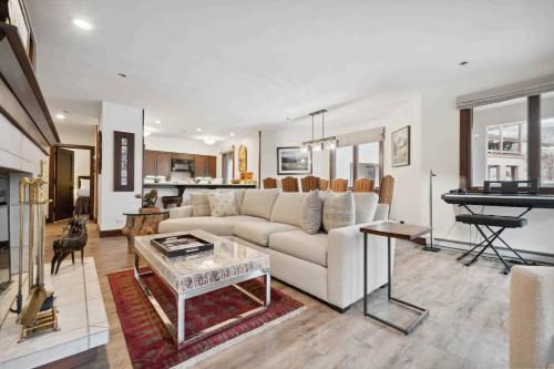 Beaver Creek Apartment | Kiva 228 by East West Hospitality