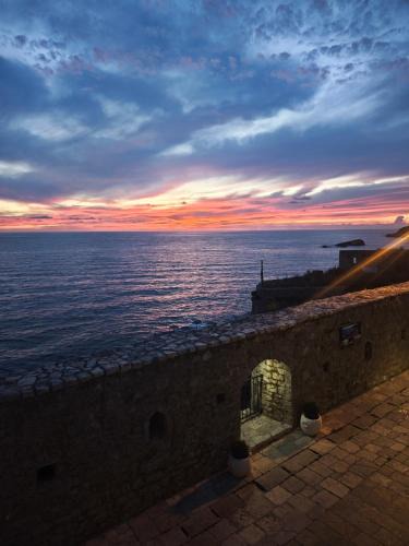 Ulcinj Hotel | Kulla e Balshajve