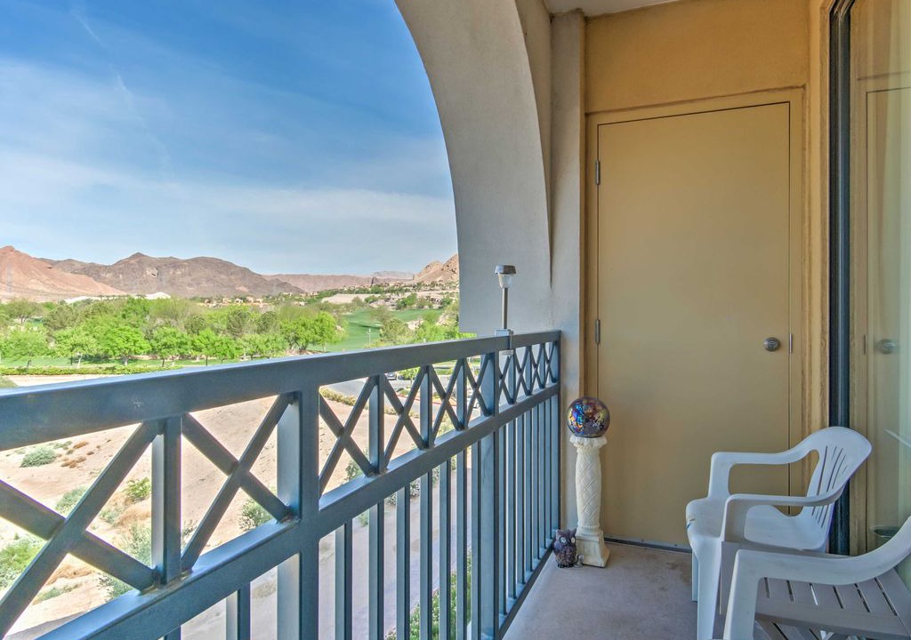 Lake Las Vegas Apartment | Lake Las Vegas Resort Henderson Studio w/Balcony