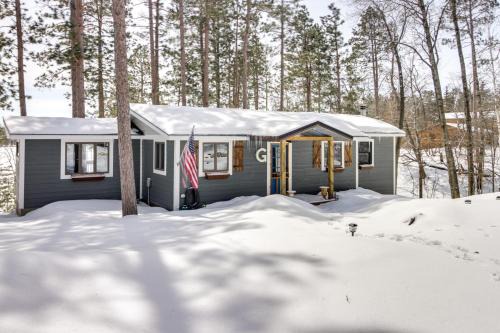 Nevis House | Lakefront Nevis Cabin Escape w/Hot Tub!