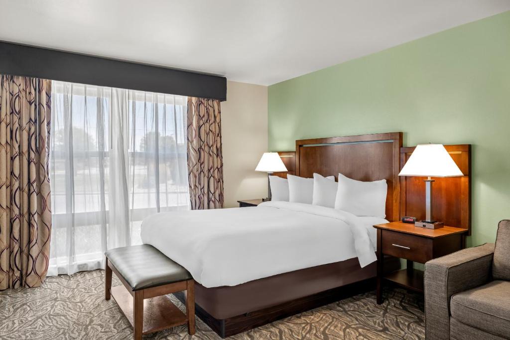 Billings Hotel | Ledgestone Suites Hotel Billings