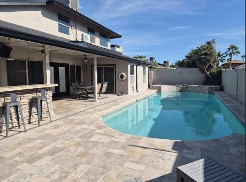 Paradise Vista Estates House | Leisurely House near Kierland Pool Hot Tub Games
