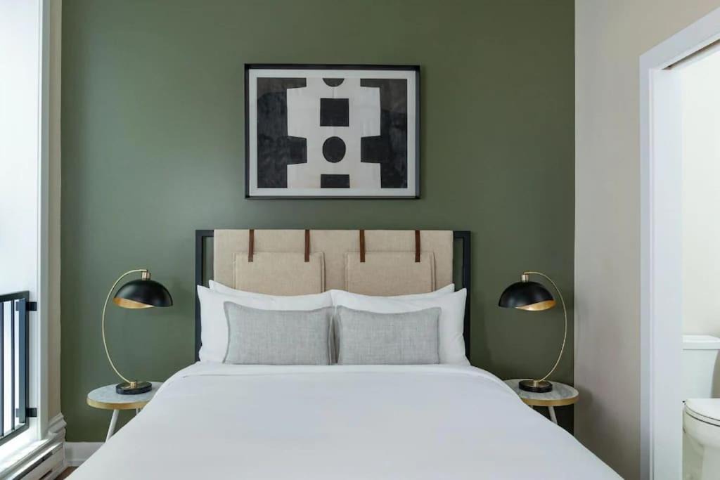 The Loop Apartment | LIVN Millennium Park Downtown Chicago 1 BR