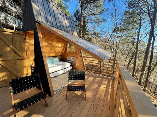 Eureka Springs House | Loblolly Pines #3 Adventure Aframe