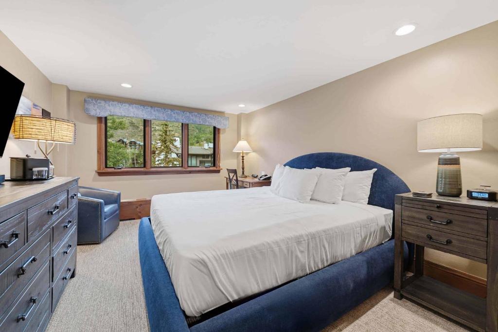 Vail Hotel | Lodge Tower 290