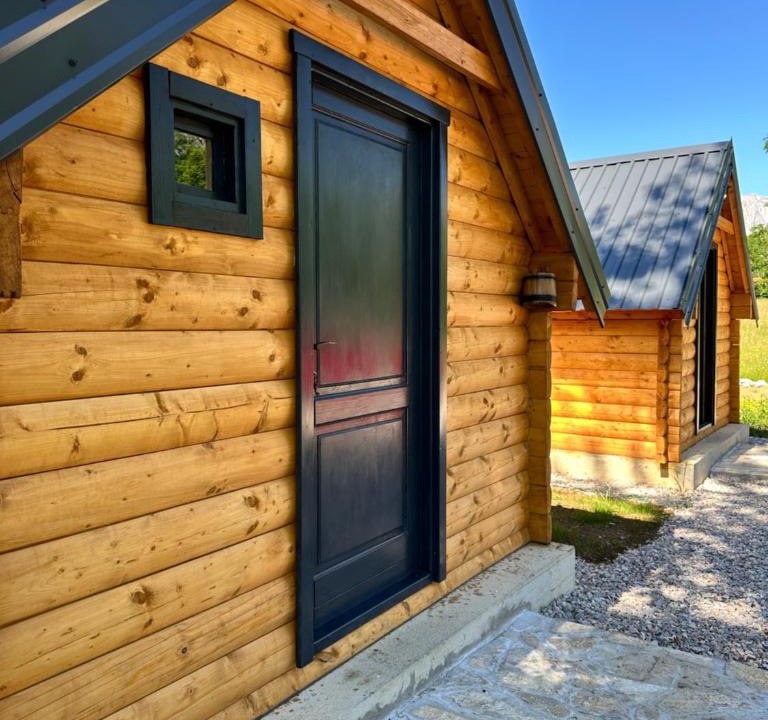 Kolasin Municipality Apartment | Log Cabin