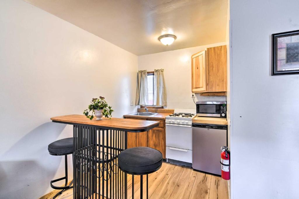 Loveland Apartment | Loveland Vacation Rental - 1 Mile to Lake!