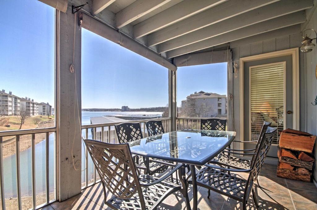 Village of Four Seasons House | Luxe Lakeside Regatta Bay Getaway w/Pool Access!