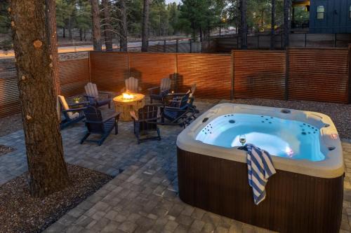 Flagstaff House | Luxe Mountain Escape Hot Tub & Pool Table