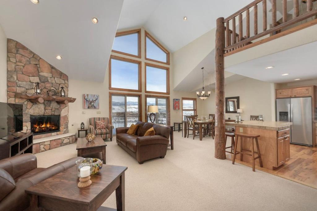 Pole Creek House | Luxe MTN Escape 15 min to Winter Park Base